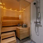 New & Luxurious Superior By Arctic Homes * 로바니에미