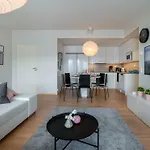 New & Luxurious Superior By Arctic Homes * 로바니에미