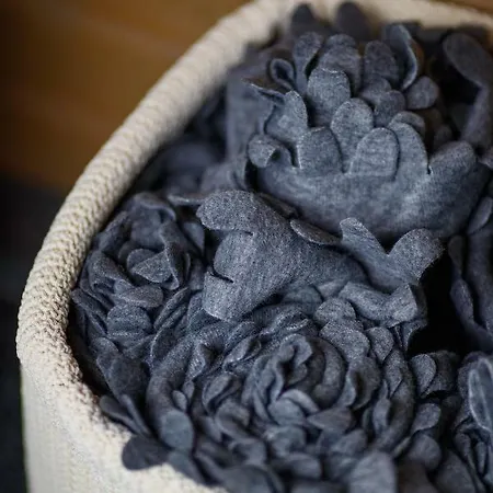 New & Luxurious Superior By Arctic Homes Apartamento